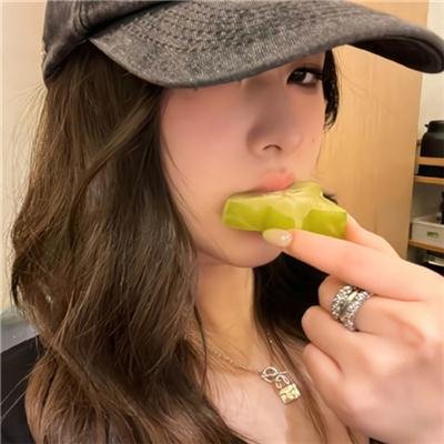 蕾哈娜内衣秀